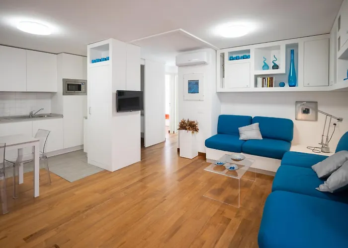 Apartamento Corte Sul Po - Con 2 | Centro | Balcone Romantico *